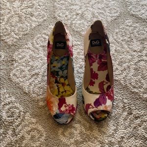 Beautiful dolce & Gabbana Heels